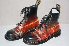 Dr.martens bottines boots d'occasion  La Roche-Posay