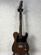 Fender japan rose usato Fender japan rose usato  Spedire a Italy