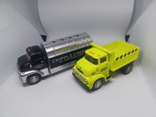 Usado, PACOTE DUPLO caminhões escala 1:48 - Caminhão tanque CRIPPLE e caminhão rodoviário - DISTRESSED comprar usado  Enviando para Brazil