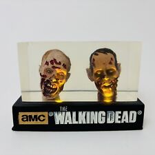 Rabbit Tanaka The Walking Dead AMC LED Light Up 2014 Zombie Peso de Papel Funcionando comprar usado  Enviando para Brazil