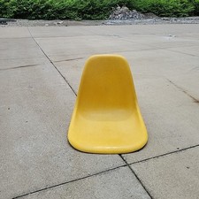 Herman miller eames d'occasion  Expédié en Belgium