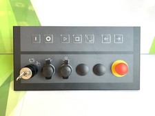 Pannello operatore macchina usato  Vittuone