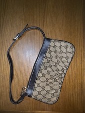 Borsetta gucci usato  Assemini