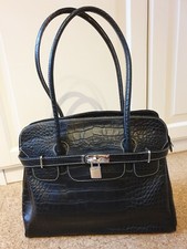 Neu leder handtasche gebraucht kaufen  Haseldorf