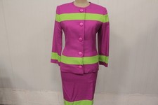 Givenchy tailleur jupe d'occasion  Seyssel