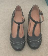 Ladies slim shoes. for sale  DARLINGTON