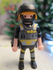 Policier casque parachutiste d'occasion  Viarmes