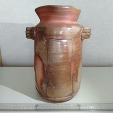 Vaso Bizen Ware com orelhas, 13cm de diâmetro, 22,5cm de altura, 1,52kg, sem caixa comprar usado  Enviando para Brazil