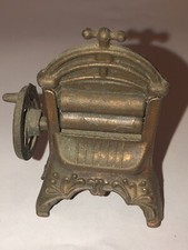 Boneca miniatura máquina de lavar/prensa/secadora de roupas, feita na Inglaterra comprar usado  Enviando para Brazil