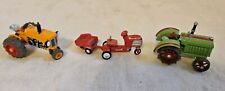 Lote 3 Adornos de Navidad para Tractor Rojo, Verde y Amarillo Mini Tractor Sello segunda mano  Embacar hacia Argentina