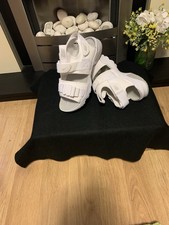 Nike women sandals for sale  CRAWLEY