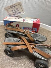 Ancienne paire patin d'occasion  Crouy