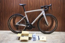 2024 works tarmac d'occasion  Expédié en Belgium