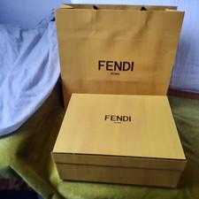 Boite fendi 34.5x26.50x d'occasion  Rebais