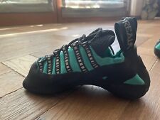 Scarpe arrampicata donna usato  Aosta