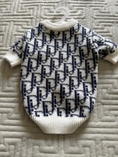Dog jumper size for sale  CORBY