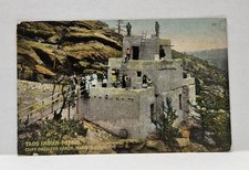Taos indian pueblo usato  Spedire a Italy