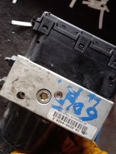 1j0698117 pompa abs usato  Italia