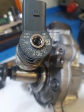 Inniettori bmw 116d usato  Lodine