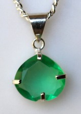 Emeraude verte pendentif d'occasion  Villars-les-Dombes