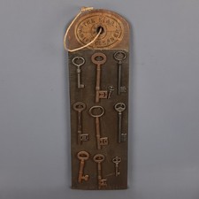 Pannello legno con usato Pannello legno con usato  Inverigo