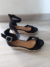 Sandales noir compensées d'occasion  Bréhand