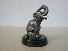 Mascotte automobile elephant d'occasion  Expédié en France