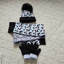 Clothing girls scarf for sale  KENILWORTH