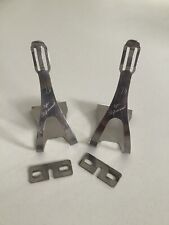 Type professionnel toe for sale  BADMINTON