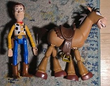 Disney PIXAR TOY STORY Woody 9" Bullseye Posable boneco articulado conjunto 2017-18 comprar usado  Enviando para Brazil