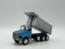 Caminhão basculante Conrad grau B, D033 6x4 “usado” código 3 escala 1:50 comprar usado  Enviando para Brazil