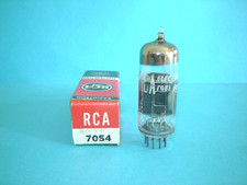 Valvola rca 7054 usato  Centallo