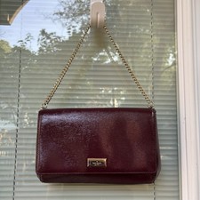 Bolsa tiracolo Kate Spade couro envernizado borgonha Greer Bixby Place conversível comprar usado Bolsa tiracolo Kate Spade couro envernizado borgonha Greer Bixby Place conversível comprar usado  Enviando para Brazil