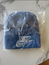 Bonnet supreme nike d'occasion  Paris XVII