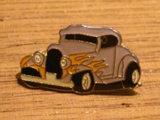 Automobilia pins hot d'occasion  Aubière
