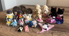 Conjunto vintage de 24 peças boneca da família Sylvanian (ouriço, ovelha, gato, pinguim). comprar usado  Enviando para Brazil