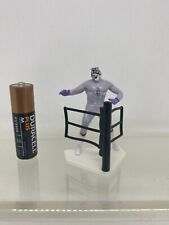 Uomo tigre gashapon usato  Catania