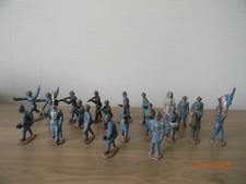 Lot soldats alu d'occasion  La Meignanne