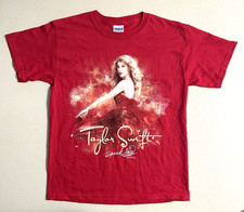 Camiseta Taylor Swift 2011 Speak Now Red Tour concerto dupla face - Juventude média comprar usado Camiseta Taylor Swift 2011 Speak Now Red Tour concerto dupla face - Juventude média comprar usado  Enviando para Brazil