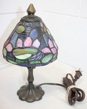 Usado, Abajur de mesa estilo vintage Tiffany vitral 10,5” mesa de cabeceira comprar usado  Enviando para Brazil