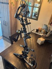 Mathews triax compound for sale  Chandler