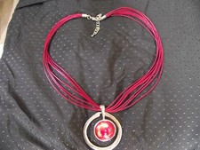 Collier pendentif d'occasion  Pérenchies
