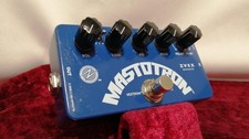 Zvex mastotron effector d'occasion Zvex mastotron effector d'occasion  Expédié en France