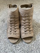 Ladies beige open for sale  GREAT YARMOUTH