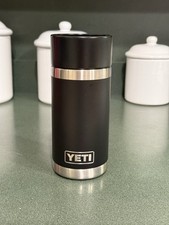 GARRAFA RAMBLER YETI 12 oz com tampa de tiro quente preta comprar usado  Enviando para Brazil