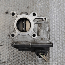 H8200284968 corpo farfallato usato  Italia
