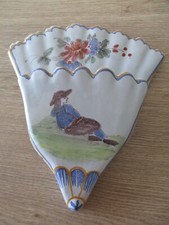 Small ceramic faience d'occasion  Expédié en Belgium