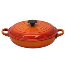Creuset shallow casserole d'occasion  Expédié en Belgium