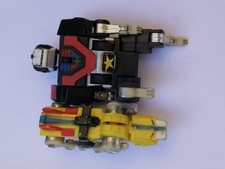 Voltron golion leone usato  Vigevano