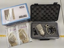 Microfone condensador MXL 990 com acessórios e estojo rígido (somente peças) comprar usado  Enviando para Brazil